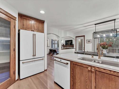 74 Terrace Court Ne, Medicine Hat, AB - Indoor Photo Showing Kitchen With Double Sink