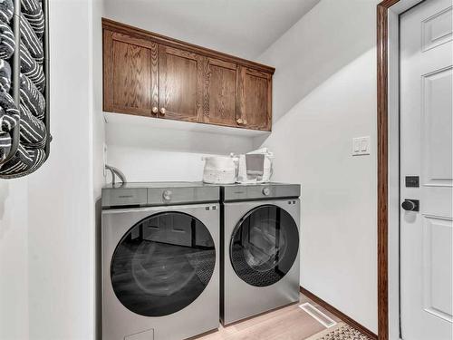 74 Terrace Court Ne, Medicine Hat, AB - Indoor Photo Showing Laundry Room