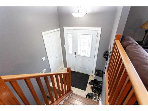 59 Ross Glen Crescent Se, Medicine Hat, AB - Indoor Photo Showing Other Room