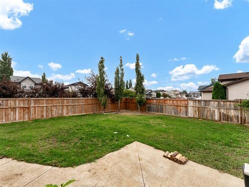 8 Terrace Avenue Ne, Medicine Hat, AB - Outdoor With Backyard