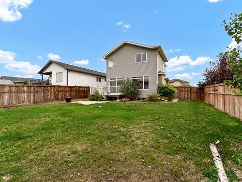 8 Terrace Avenue Ne, Medicine Hat, AB - Outdoor