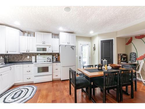 546 Parkview Close Ne, Medicine Hat, AB - Indoor