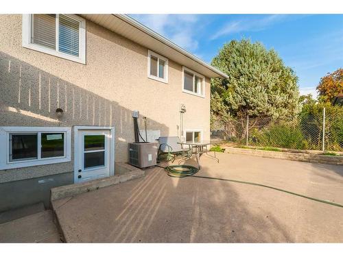 2409 24 Street Se, Medicine Hat, AB - Outdoor With Exterior