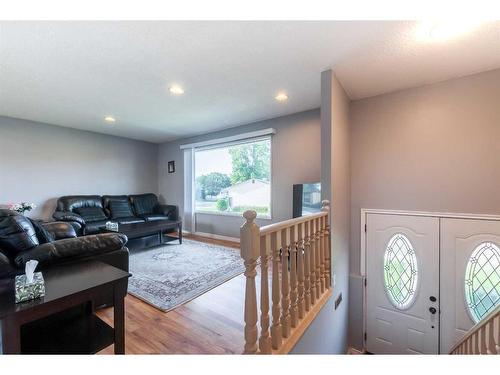 2409 24 Street Se, Medicine Hat, AB - Indoor Photo Showing Other Room