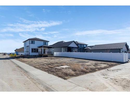 1 Hamptons Gate Se, Medicine Hat, AB - Outdoor