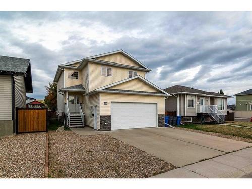 194 Ranchlands Boulevard Ne, Medicine Hat, AB - Outdoor With Facade