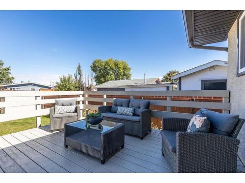 34 Gray Crescent Nw, Medicine Hat, AB - Outdoor With Deck Patio Veranda With Exterior