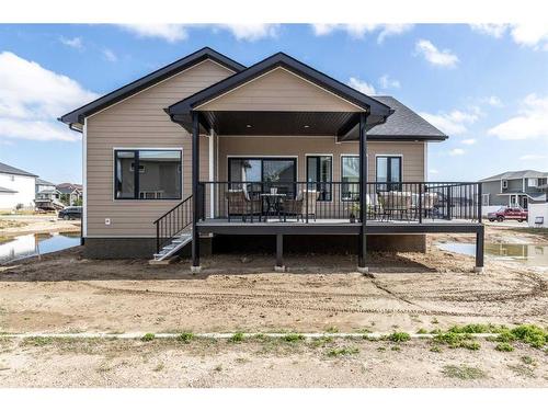 124 Hamptons Crescent Se, Medicine Hat, AB - Outdoor With Deck Patio Veranda