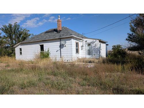 214 Centre Street, Empress, AB - Outdoor