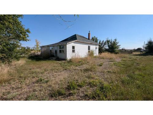 214 Centre Street, Empress, AB - Outdoor