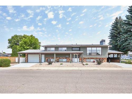 2298 Higdon Avenue Se, Medicine Hat, AB - Outdoor With Facade