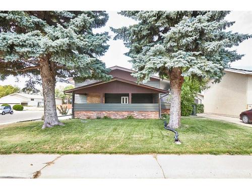 2298 Higdon Avenue Se, Medicine Hat, AB - Outdoor