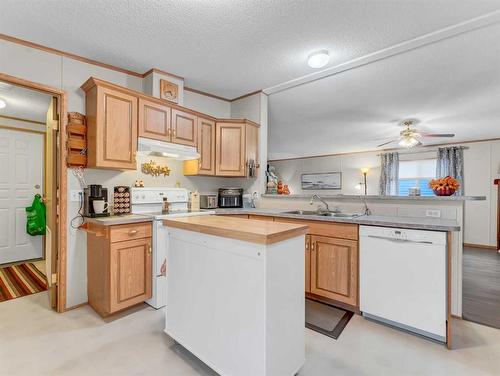 46-1600 Strachan Road Se, Medicine Hat, AB 