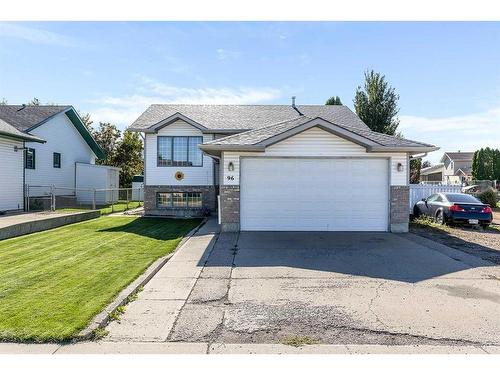 96 Shannon Drive Se, Medicine Hat, AB - Outdoor