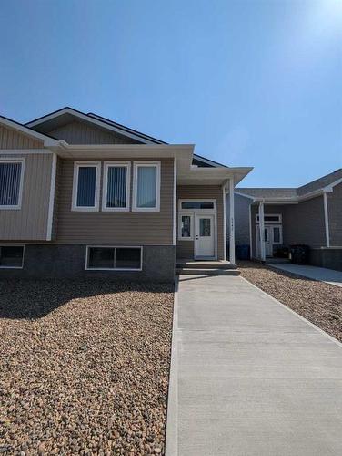 5354 Southlands Drive Se, Medicine Hat, AB - Outdoor With Facade