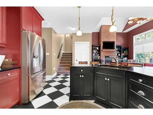 210 6 Avenue, Rural Cypress County, AB - Indoor Photo Showing Kitchen With Double Sink