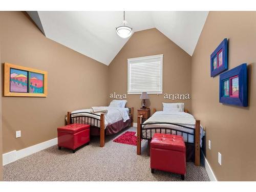 210 6 Avenue, Rural Cypress County, AB - Indoor Photo Showing Bedroom