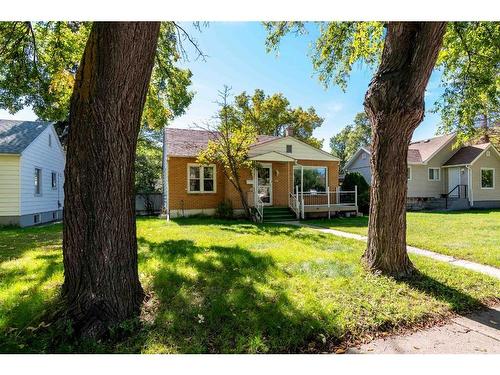 269 7 Street Se, Medicine Hat, AB - Outdoor With Deck Patio Veranda