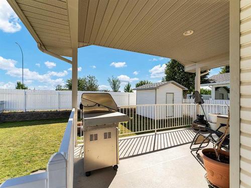 55 Sunrise Street Sw, Medicine Hat, AB - Outdoor With Deck Patio Veranda With Exterior