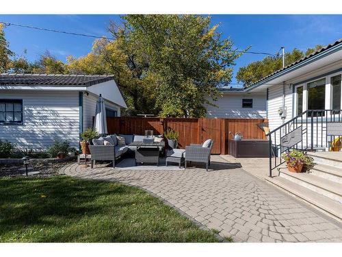 113 12 Street Se, Medicine Hat, AB - Outdoor