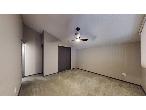 423-1535 Southview Drive Se, Medicine Hat, AB - Indoor