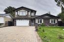 9 Mcneely Court Se, Medicine Hat, AB  - Outdoor With Facade 