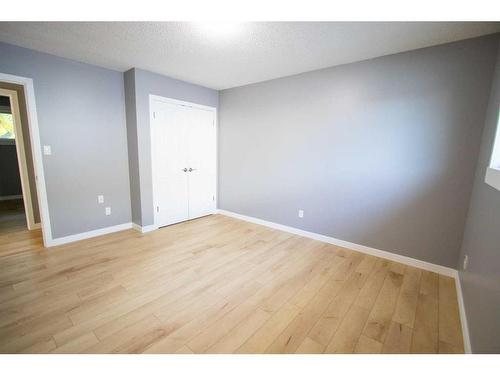 1765 9 Avenue Ne, Medicine Hat, AB - Indoor Photo Showing Other Room