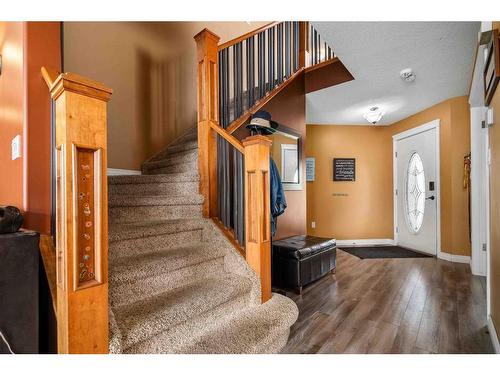 111 Sunrise Circle Sw, Medicine Hat, AB - Indoor Photo Showing Other Room