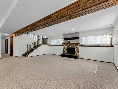 25 Cunliffe Crescent Se, Medicine Hat, AB - Indoor Photo Showing Other Room