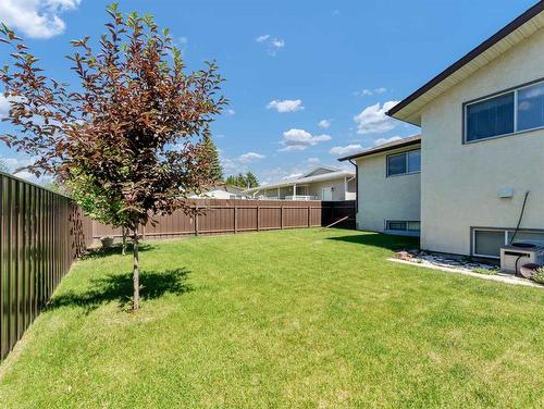 25 Cunliffe Crescent Se, Medicine Hat, AB - Outdoor