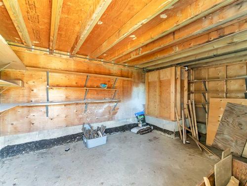 25 Cunliffe Crescent Se, Medicine Hat, AB - Indoor Photo Showing Basement