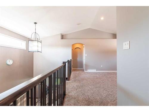 96 Somerside Way Se, Medicine Hat, AB - Indoor Photo Showing Other Room