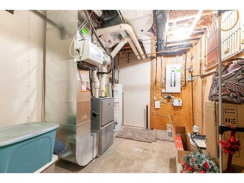 96 Somerside Way Se, Medicine Hat, AB - Indoor Photo Showing Basement