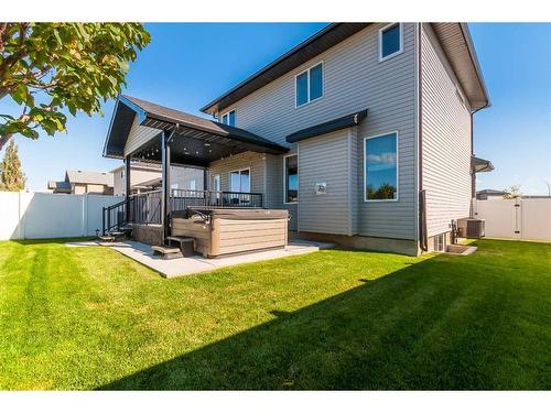 96 Somerside Way Se, Medicine Hat, AB - Outdoor With Deck Patio Veranda