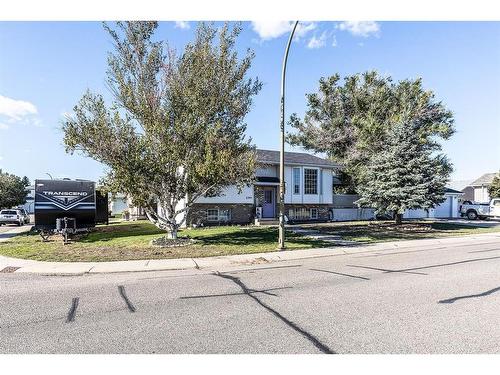 2166 Hatcher Drive Ne, Medicine Hat, AB - Outdoor