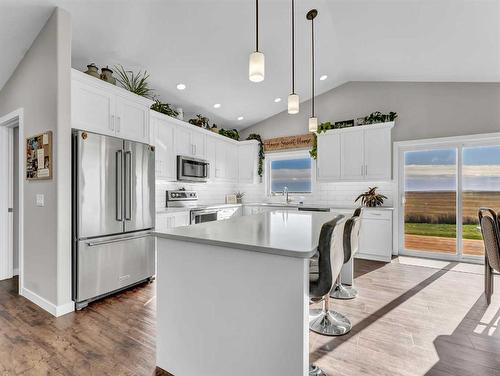 11016 Range Road 34, Rural Cypress County, AB - Indoor Photo Showing Kitchen With Stainless Steel Kitchen With Upgraded Kitchen