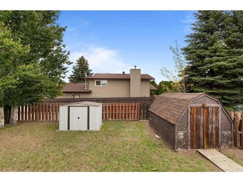 42 Rundle Crescent Se, Medicine Hat, AB - Outdoor