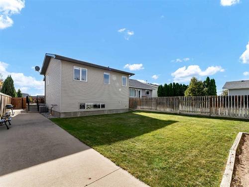 16 Terrace Road Ne, Medicine Hat, AB - Outdoor