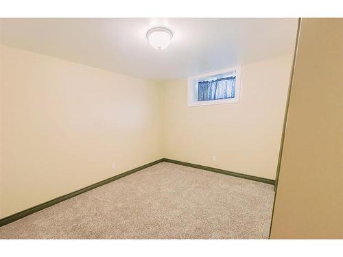 4601 55 Street, Stettler, AB - Indoor Photo Showing Other Room