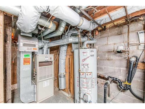 1001 Yuill Street Se, Medicine Hat, AB - Indoor Photo Showing Basement