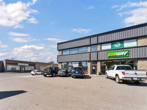 202A-140 Maple Avenue Se, Medicine Hat, AB 