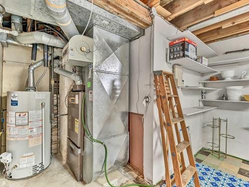 302 Cambridge Street Se, Medicine Hat, AB - Indoor Photo Showing Basement