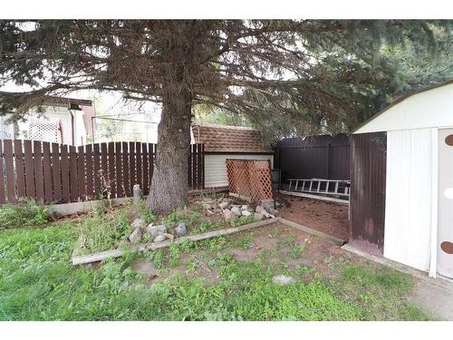 144 Seven Persons Crescent Sw, Medicine Hat, AB - Outdoor