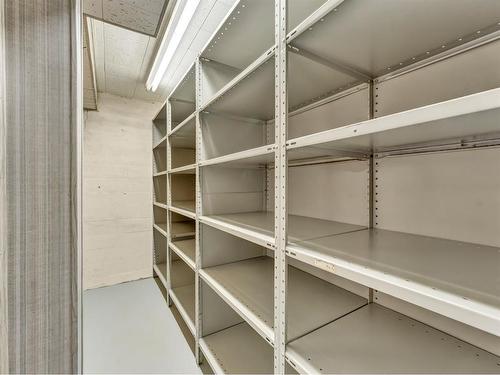 455 Connaught Drive Sw, Medicine Hat, AB - Indoor With Storage