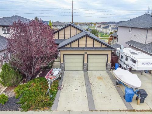 251 Hamptons Way Se, Medicine Hat, AB - Outdoor