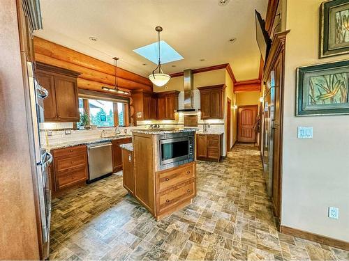 39577 Range Road 20-1, Rural Stettler No. 6, County Of, AB - Indoor Photo Showing Kitchen