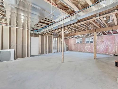 32 Somerside Way Se, Medicine Hat, AB - Indoor Photo Showing Basement