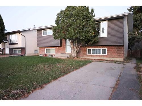 633 6 Street Se, Redcliff, AB - Outdoor