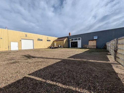 2-765 2 Street Se, Medicine Hat, AB 