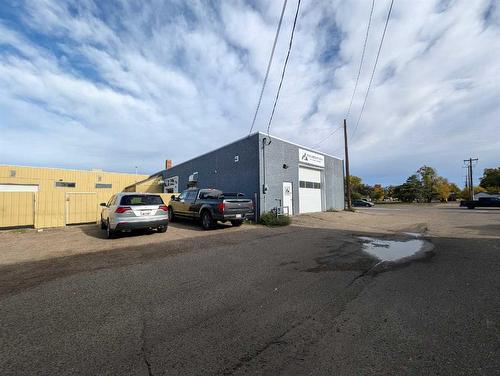 2-765 2 Street Se, Medicine Hat, AB 